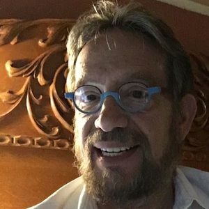 Meet your Posher, Stuart